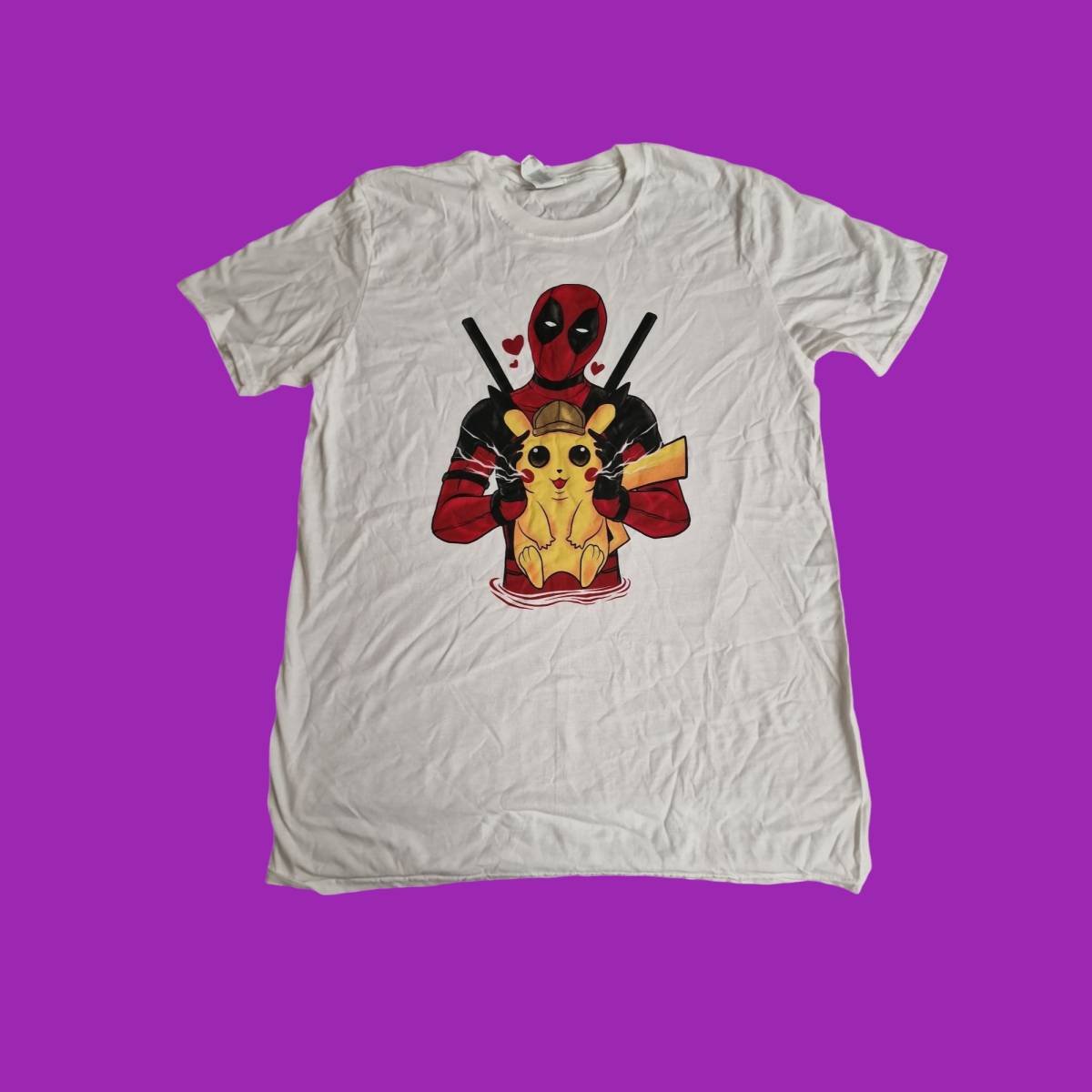 Everyone Love Him Tee White Medium