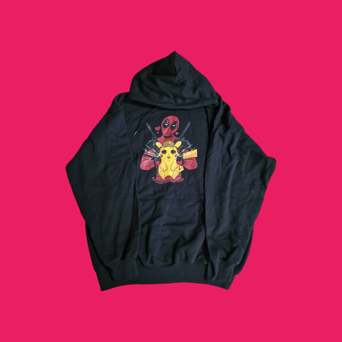 Everyone Love Him Hoodie Black Large